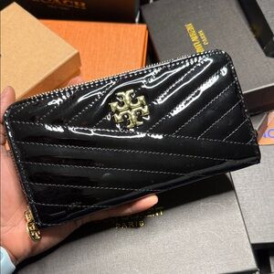 Tory Burch Black Patent Quilted Wallet
